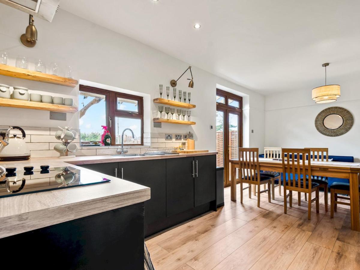 Pass The Keys Appletree Cottage - A Chic Seaside Home And Garden Whitstable Zewnętrze zdjęcie