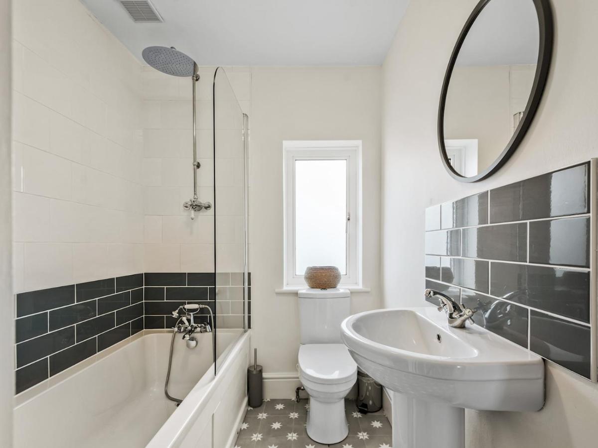 Pass The Keys Appletree Cottage - A Chic Seaside Home And Garden Whitstable Zewnętrze zdjęcie